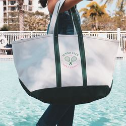 Natural with Forest Green In Use
